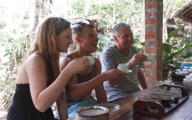 Gusti Homestay Bali