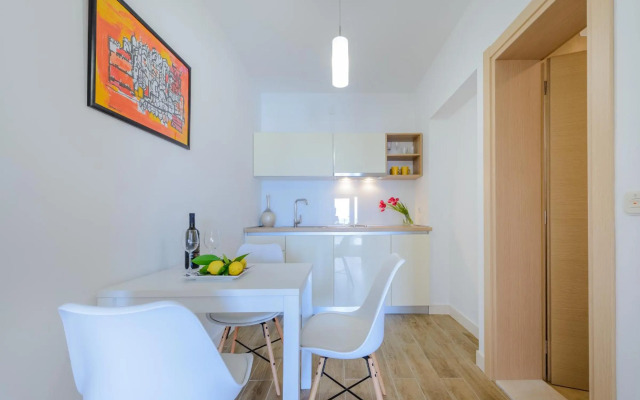 Tandem Apartments with Swimming pool