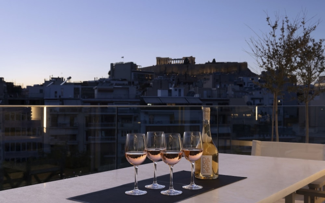 Lux 2 Br Penthouse with Acropolis View