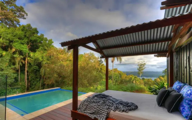 Misty View Cottages Montville