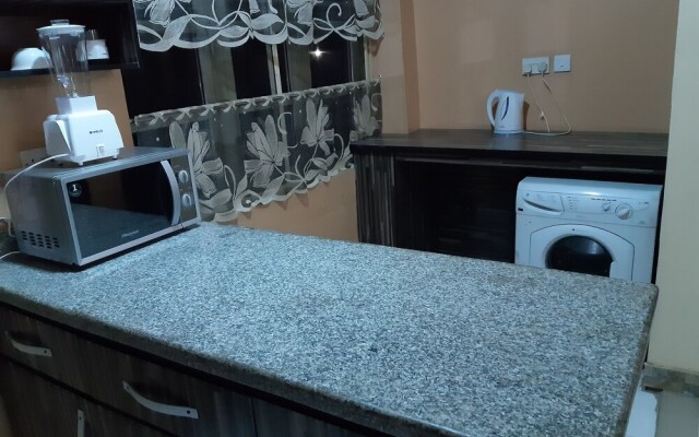 Goddis Apartments
