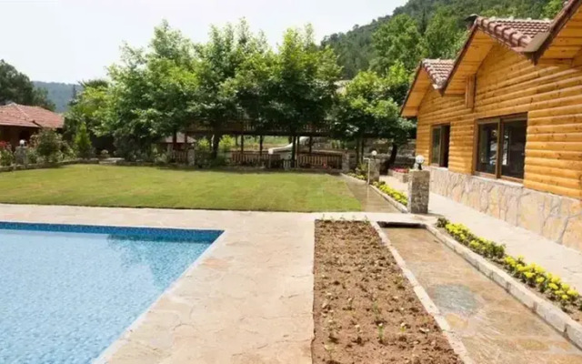 Perge Doga Evleri