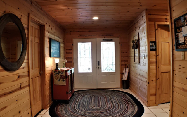 River Road Venue & Lodging