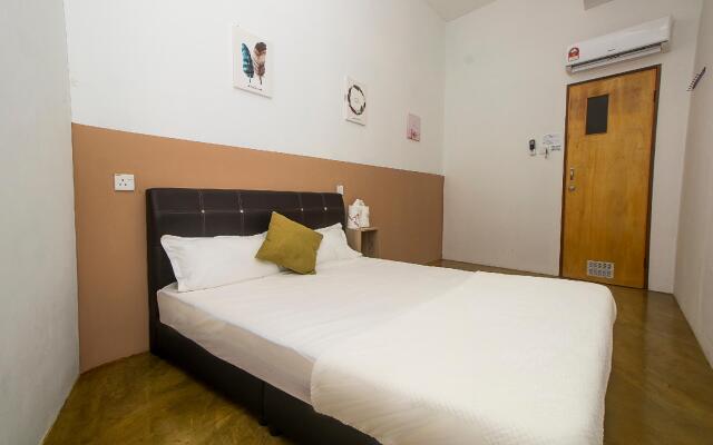 SPOT ON 89805 The Traveler Home