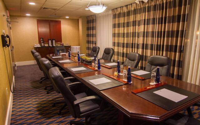 DoubleTree by Hilton Hotel Norwalk