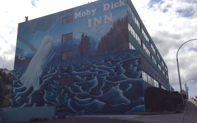 Moby Dick Inn