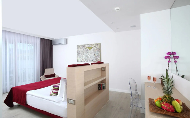 No:81 Hotel