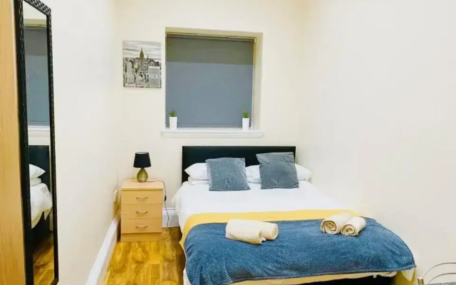 New 3-Bedroom Apartment Close to City Centre