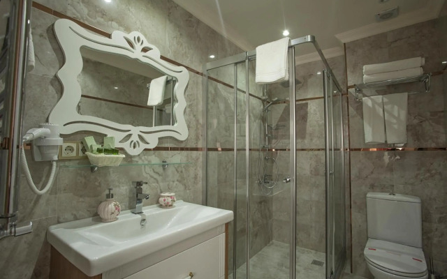 Miran Hotel