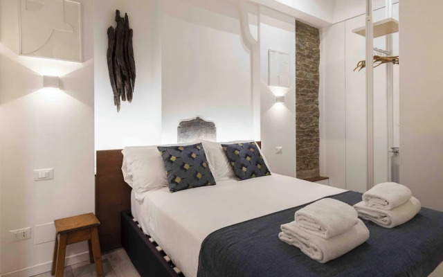 Deluxe Pitti Suites by MMega