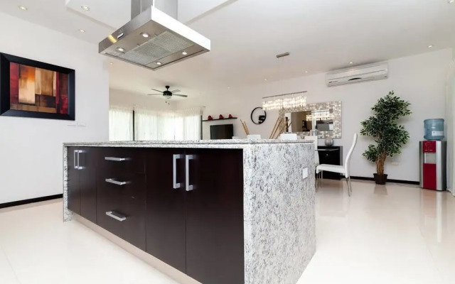 Two Bedroom Apartment Heliko 201