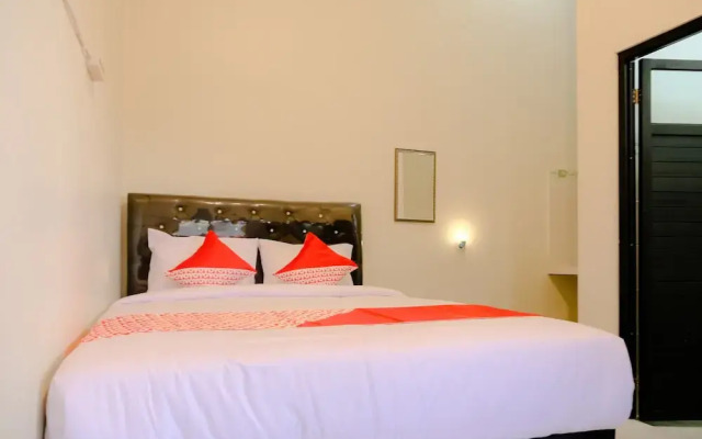 Sakinah Family Residence by OYO Rooms