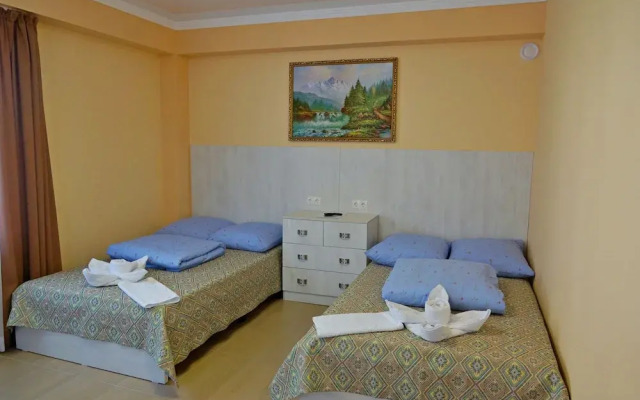 Tango in Glade Comfort Hotel