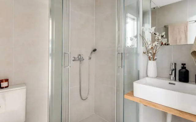 Sanders Port - Modern Studio Near Piraeus Port