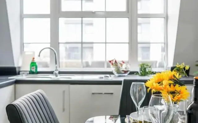 Livestay- Perfect For Contractors Luxury Apartment