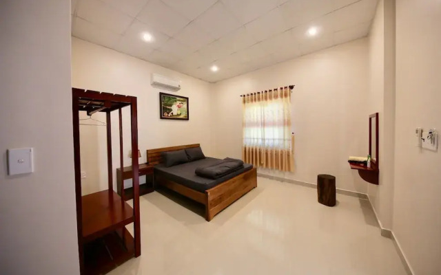 Yanns House