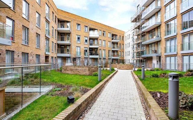 Elephant & Castle Apartments by Squa.re