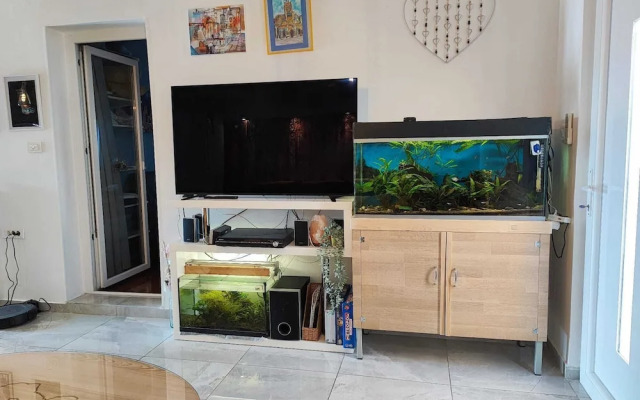 Kimano 2 Apartments With Garden in Zadar