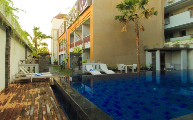 Transera Kamini Legian