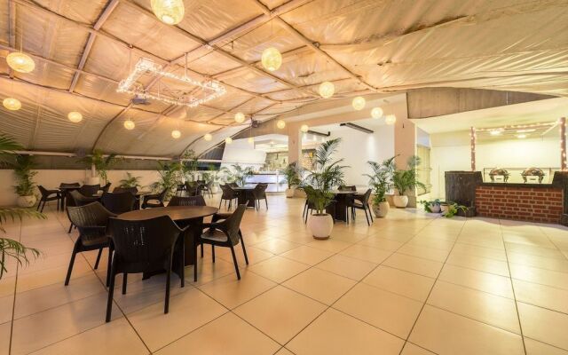 Treebo South Avenue, 700 Mts From Promenade Beach