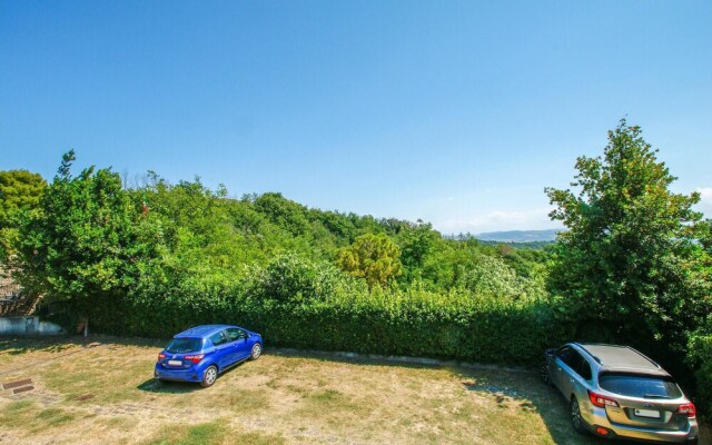 Amazing Apartment in Casteldimezzo With 1 Bedrooms