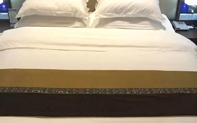 Longteng Shidai Hotel