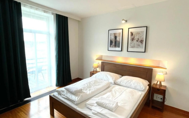 Hradební 10 - Terrace Apartments in the Old Town