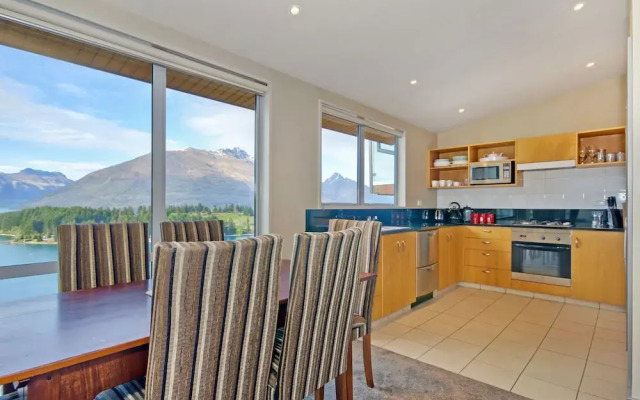Grand views on Earnslaw