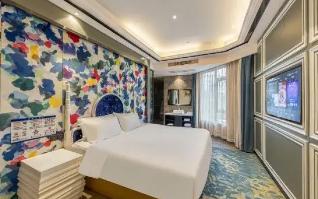 New Day Boutique Hotel