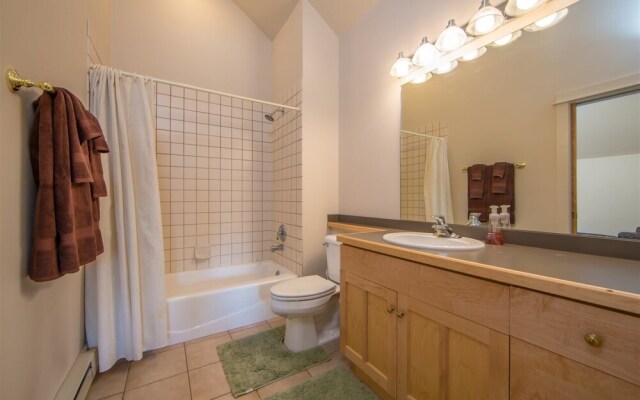 Big Sky - Crail Creek Retreat