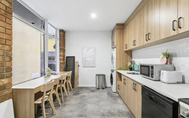 Cozy Stays - Private Rooms