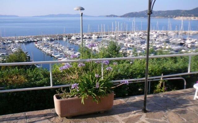 Appartement Le Lavandou, 3 pièces, 4 personnes - FR-1-308-25