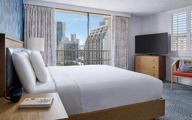 OUTRIGGER Waikiki Paradise Hotel