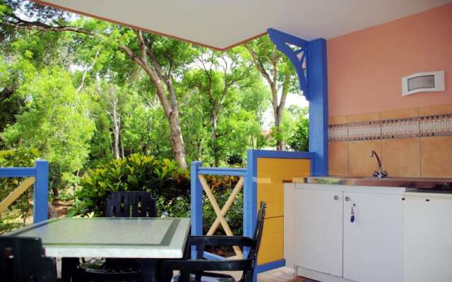 Studio in Sainte-anne, With Enclosed Garden and Wifi - 100 m From the Beach