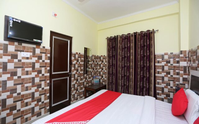 New Sundaram By OYO Rooms