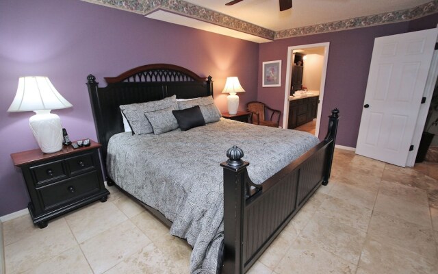Pier House 402