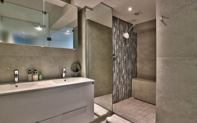 Clifton Studio