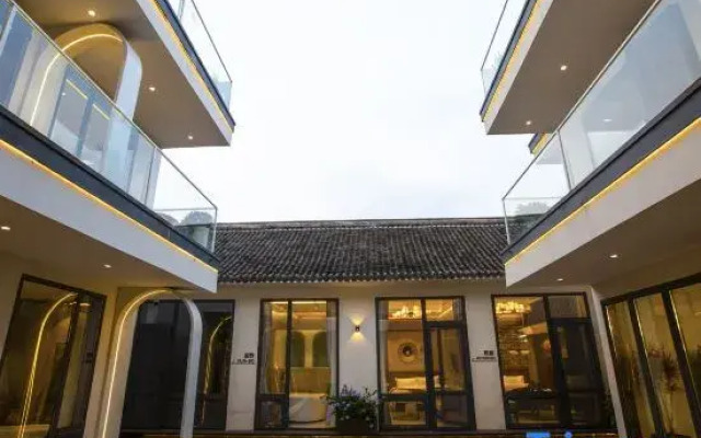 Me&Journey Home Stay