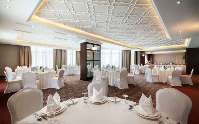 Ramada Resort by Wyndham Manama Seef