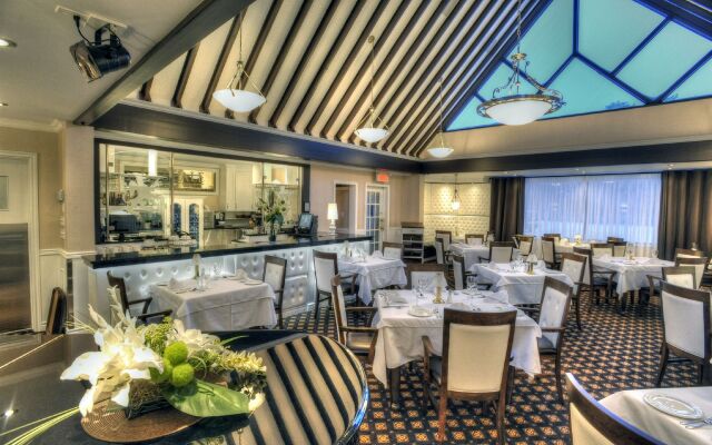 L'Escale Hôtel Suites