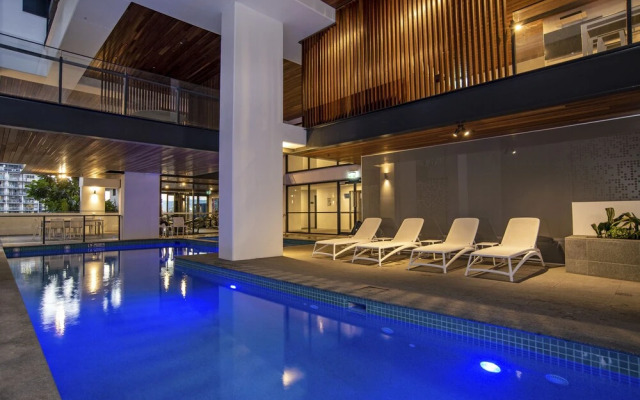 Hope Street Apartments by CLLIX
