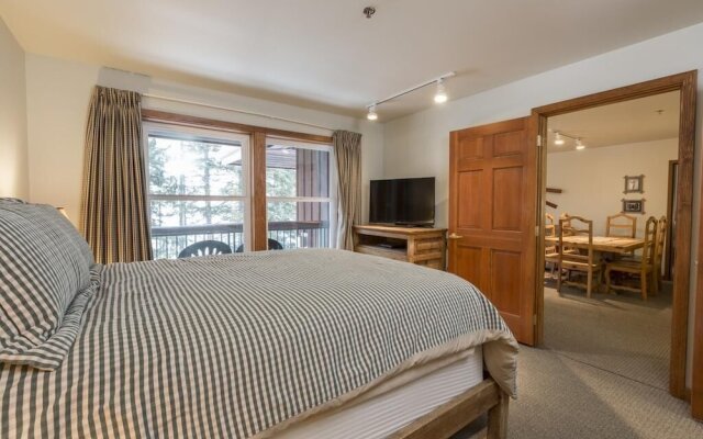 Kintla 402 - 2 Br Condo