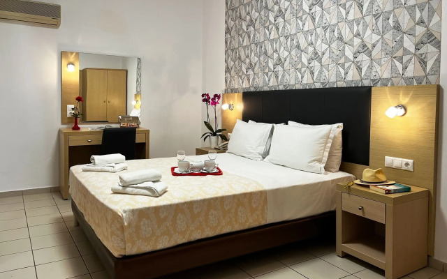 Caravel Apartment Hotel