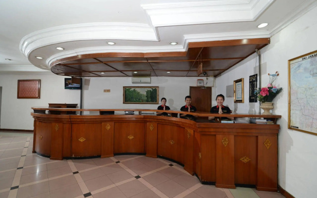 Puri Jaya Hotel