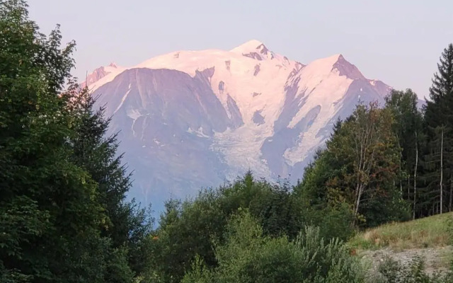 Studio tout confort avec vue sur les sommets