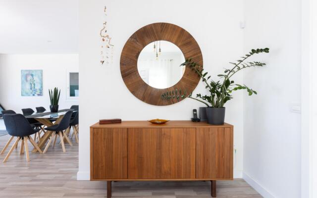 Home2Book Design Asian Sabina, Heated Pool & View