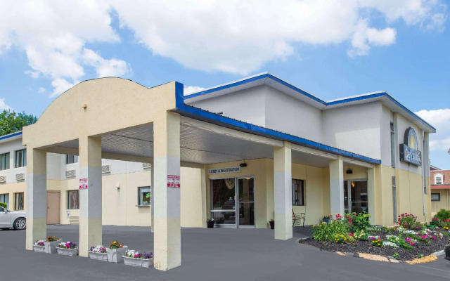 Days Inn by Wyndham Auburn/Finger Lakes Region