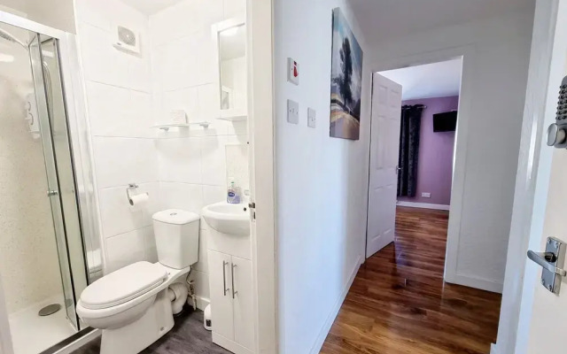 Lovatt Apartment Near City Center