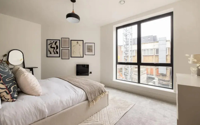 The Wembley Hideout - Stylish 2bdr Flat With Balcony