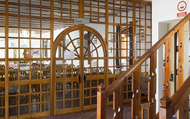 Albergue Inturjoven El Bosque